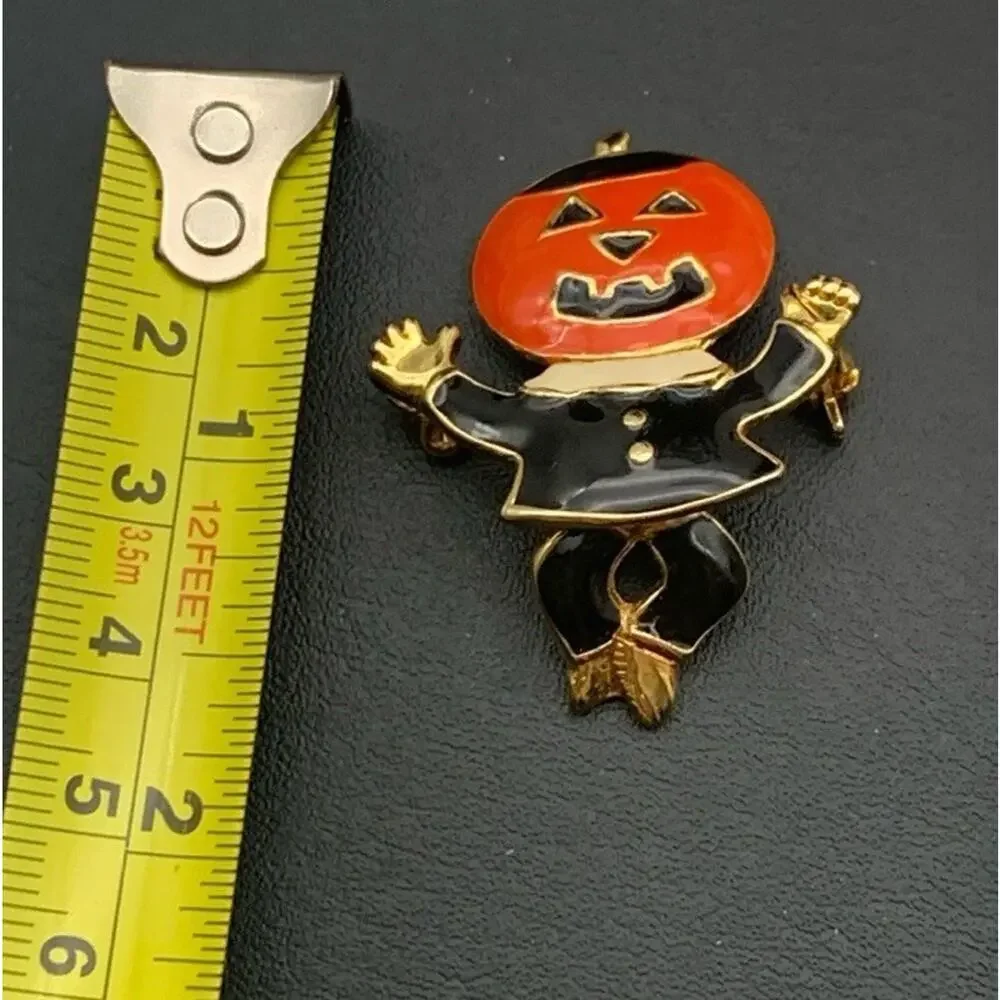 Halloween‎ Articulated Moving Legs Pumpkin Jack-o-lantern Brooch Signed SFJ